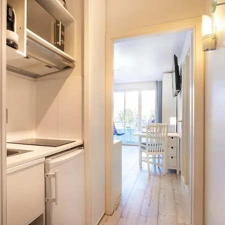 Bergstrasse 62 Bergstrasse 62 8 Meeres Brise *